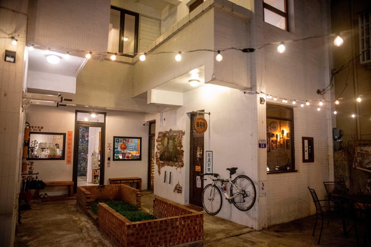 框框背包客棧 Kuang Kuang Hostel Longjing Extérieur photo