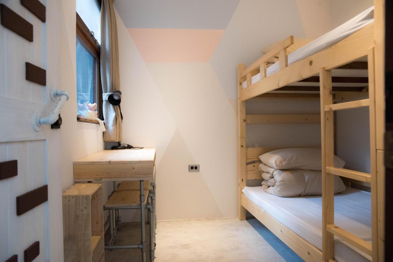 框框背包客棧 Kuang Kuang Hostel Longjing Extérieur photo